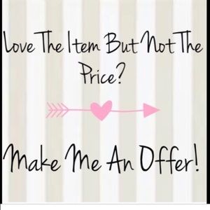 Help me clean out my CLOSET!!💕Send OFFERS!!